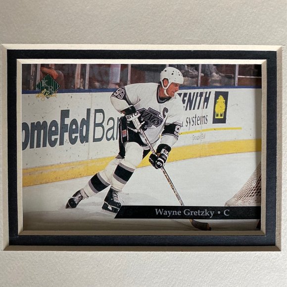 Wayne Gretzky Limited Edition Lithograph & Card Collage, Kelly Russell Studios - Picture 3 of 5